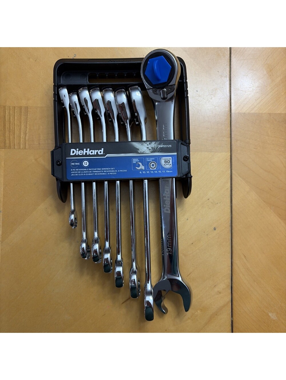 NEW! DieHard Metric 8pc Reversible Ratcheting Wrench Set DHP55125
